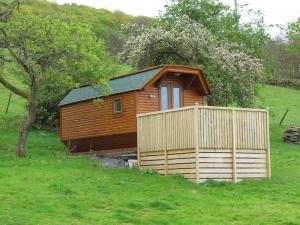 Abbots Reading Farm Octolodges Image