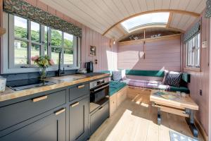 Blackdown Luxury Lettings Image