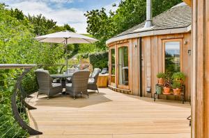 Dittisham Hideaway Image